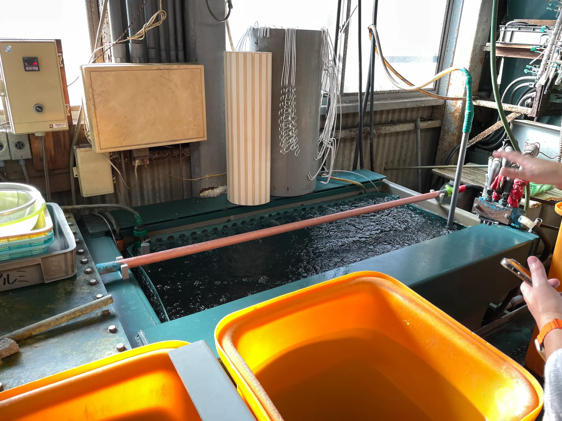 AccuVoltLink 素材選定、テクスチャー検討